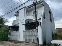Hotel O Kost Aisyah Near Citra Grand Galesong City(Pattalassang) - Wifi
