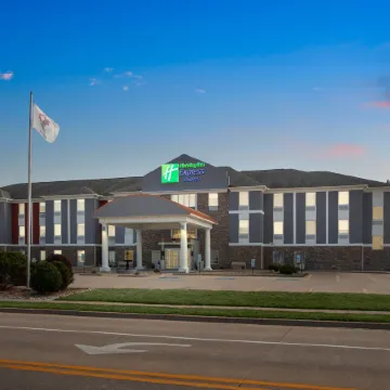 Holiday Inn Express & Suites BLOOMINGTON - NORMAL by IHG