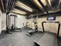 MAG MILE MEGA Entire Floor 4BD 4BA +Rooftop&Gym