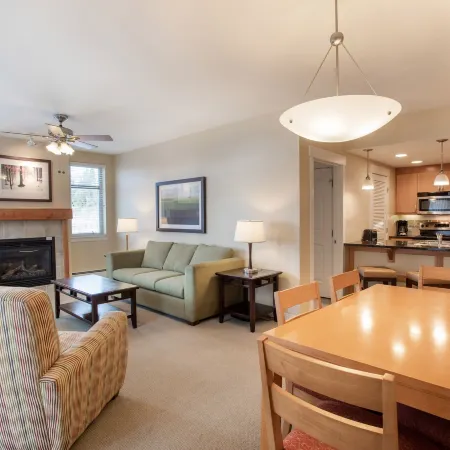 Fraser Crossing/Founders Pointe, Condo | 2 Bedroom w/ Gondola Access (Value Rated Condo 3402)