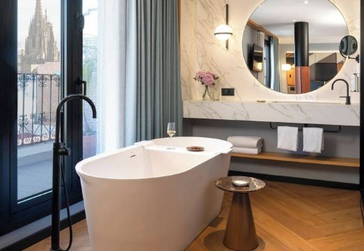 Kimpton VIVIDORA HOTEL by IHG