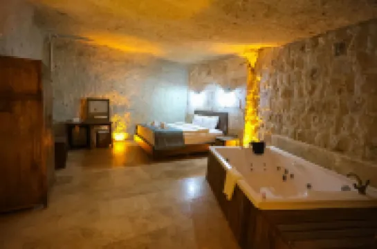 Kayaharman Cave Suites