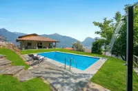 Villa Louise - Pools