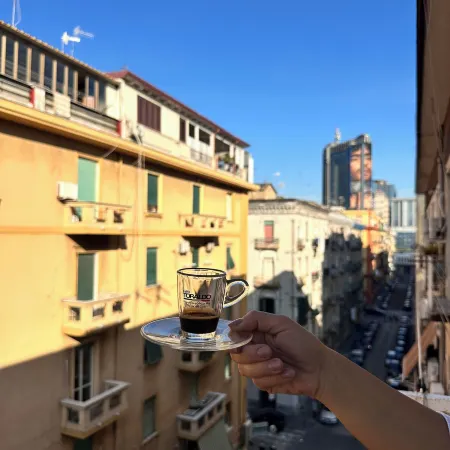 Welcome to I Colori di Napoli Отели рядом с достопримечательностью «Центральный железнодорожный вокзал Неаполя»