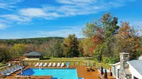Secluded Catskills Retreat Heated Pool Hot Tub Game Rooms The Hilltop Hideaway by Avantstay