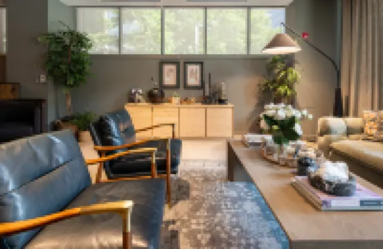 Stamford Grand Apartment + Cozy Den - 4 ดาว