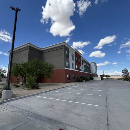 Holiday Inn Express & Suites TRUTH OR CONSEQUENCES by IHG