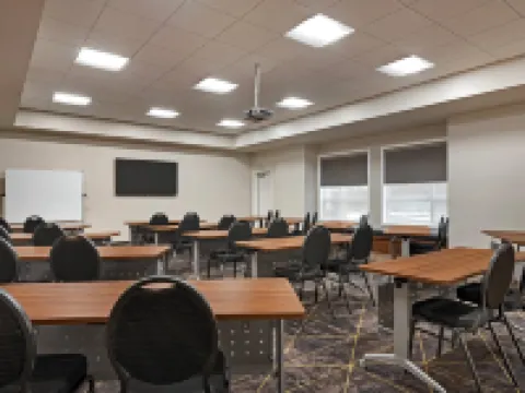 Park Inn by Radisson, Kelowna Hotels in Kelowna