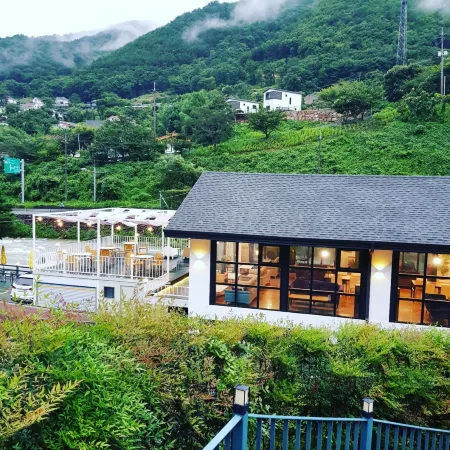 Ulsan (Baenaegol) Yeongnam Alps