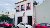 Cinco de Mayo Hotel