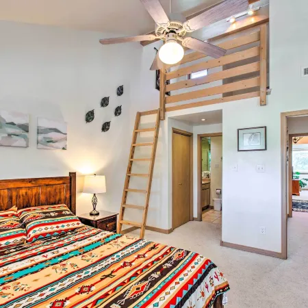Vibrant Escape < Half Mi to Angel Fire Resort