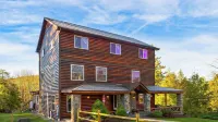 Mins to Hunter Mountain Sleeps 36 Pool, Spa, Games & Bar Cozy Peaks Lodge by Avantstay - 民宿