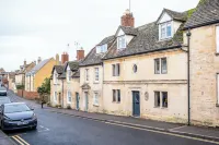 Beautiful Home in Heart of Winchcombe - 2-Star
