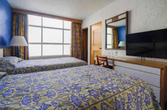 Hotel New York Ciudad de Mexico โรงแรมใกล้อนุสาวรีย์แห่งการปฏิวัติ เม็กซิโกซิตี้