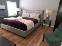 Amazing 3 bedrooms with 3  bedroom apt in the center of Beverly Hills - Condos