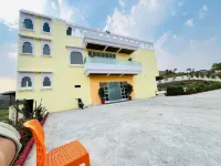Amber Villa