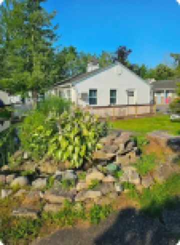 Cozy Coastal 2-bedroom condo with AC, WiFi in welcoming Saco