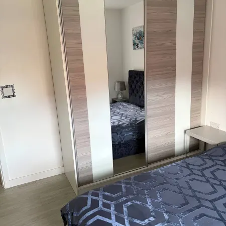 Pristine & Cozy 3 bed 2 Bath Apartment in a Great Location