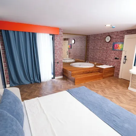 Forest In Hotel