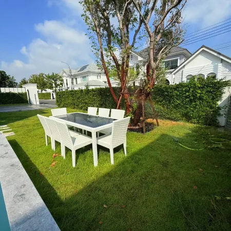 Luxury house near Suvarnabhumi Airport