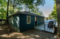Casa Albanese on Farlain Lake