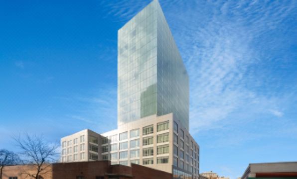 La Quinta Inn & Suites by Wyndham Jamaica NYC/JFK AirTrain