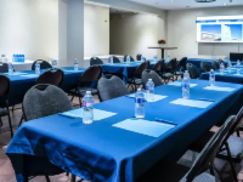 Skky Hotel Hotels in Whitehorse