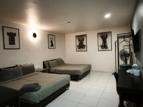 라이브 콤 호텔  호텔