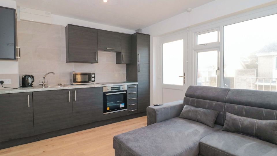 Flat 24