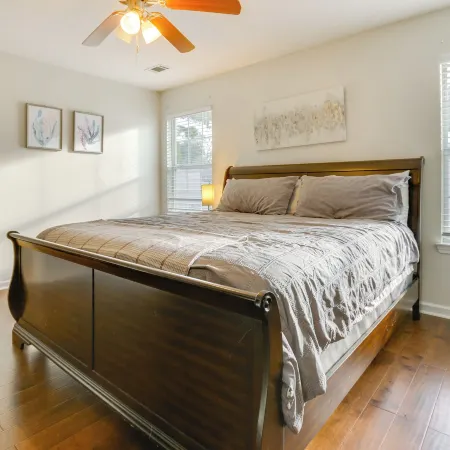 11 Mi to Savannah! Suburban Home w/ Spacious Yard