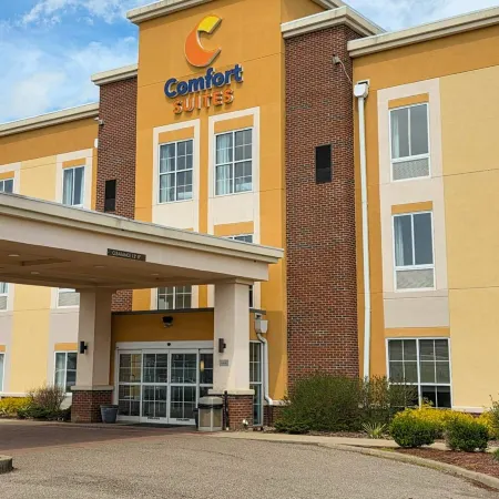 Comfort Suites Marietta-Parkersburg