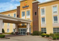 Comfort Suites Marietta-Parkersburg Hotels in 