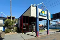 Days Inn by Wyndham Los Angeles LAX/VeniceBch/Marina DelRay - Morgenmad