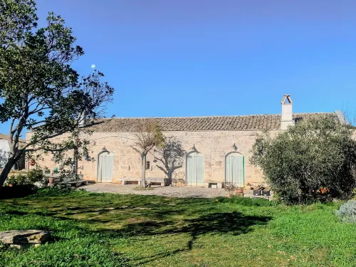 Masseria Ceraso Perrone - Homestays