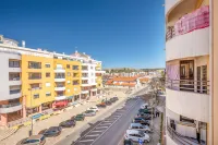GuestReady - Sunshine at Costa da Caparica - 2-Star