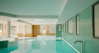 Hôtel Best of Both - Divonne-Les-Bains - Swimmingpools