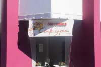 Sakuraneo Hotel - parking