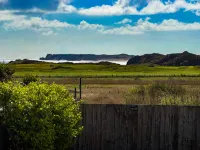 Coastal House - 3 Bedroom Holiday Home - Penally - 2-Star
