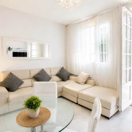 Apart in the Center with Terrace