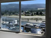 The Spot at Porpoise Bay - Merinäköala