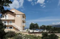 Apartments Villa Olea Solis