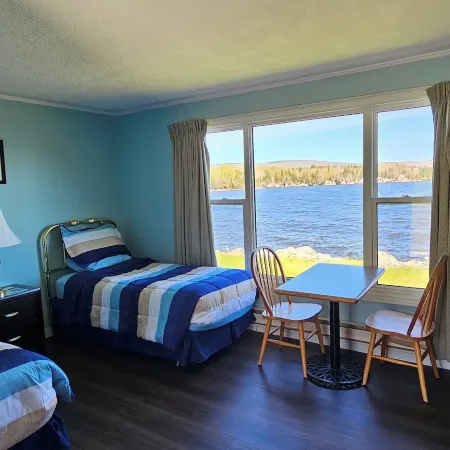 St Ann's Motel & Cottage