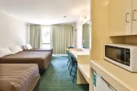 Cottonwood Motor Inn