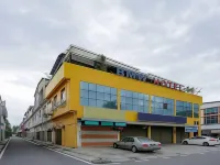 Bmw Hotel โรงแรมในมัวร์