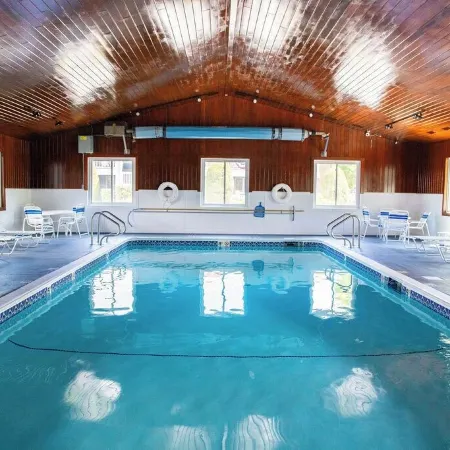 Elmwood Resort Hotel