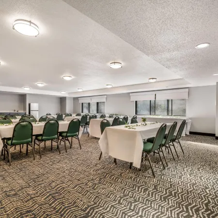 AmericInn by Wyndham Wisconsin Dells