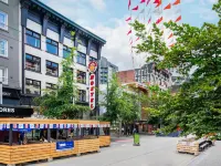 Samesun Vancouver Hotels near B.C. Place Stadium
