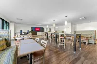 Allentown Park Hotel by The Red Collection - breakfast