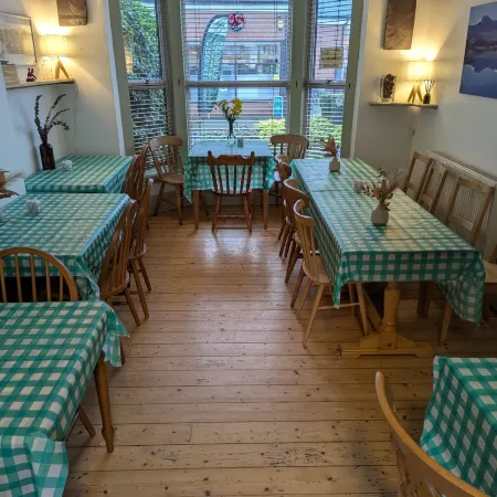Llangollen Hostel - the Whole Bedroom - Self Catering Facilities