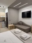 MG Luxury Living - balcony
